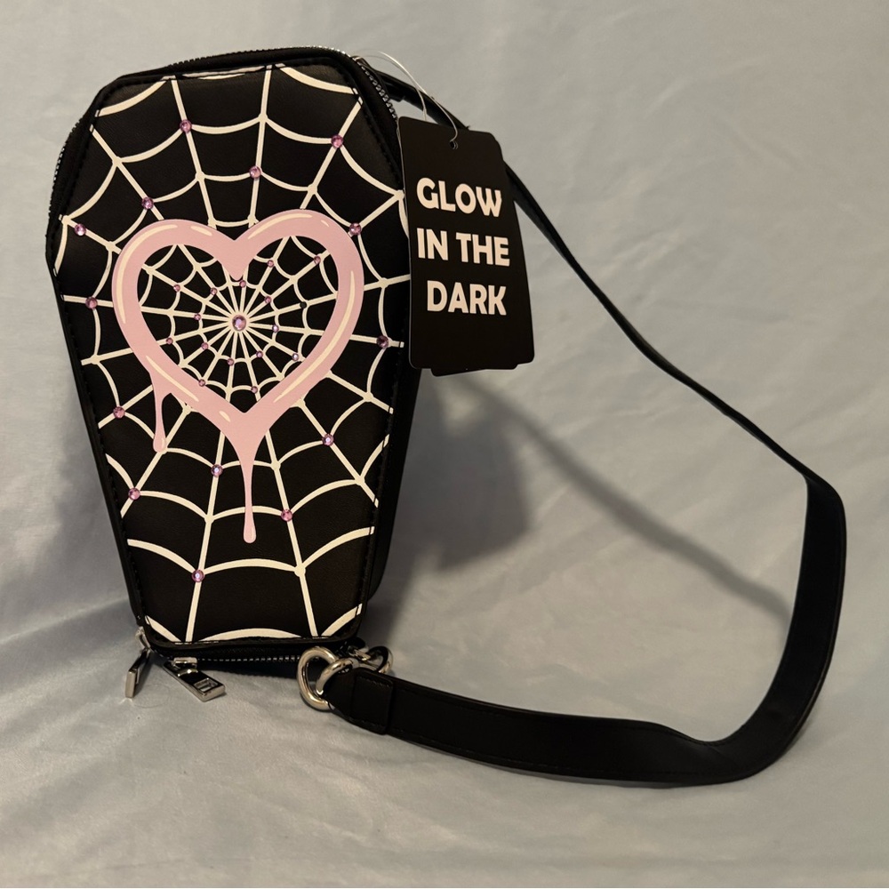 Hot Topic Monster High Draculaura Pink Coffin Backpack